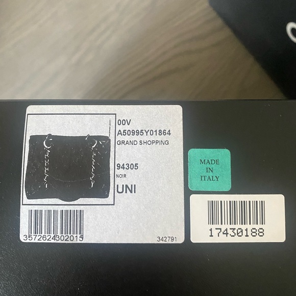 Authentic Chanel Bag. - Picture 6 of 15